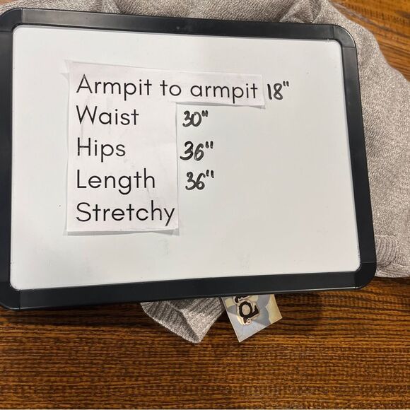 Mudd Knit short sleeve sweater Dress size medium - Picture 9 of 13